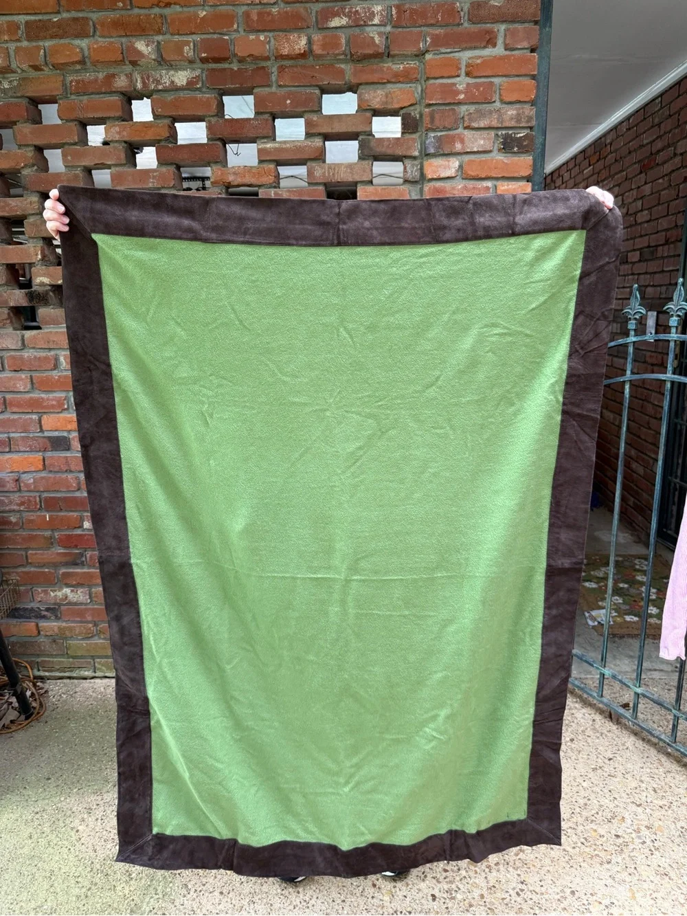Rani Arabella 100% Cashmere Throw with Dark Brown Suede Trim